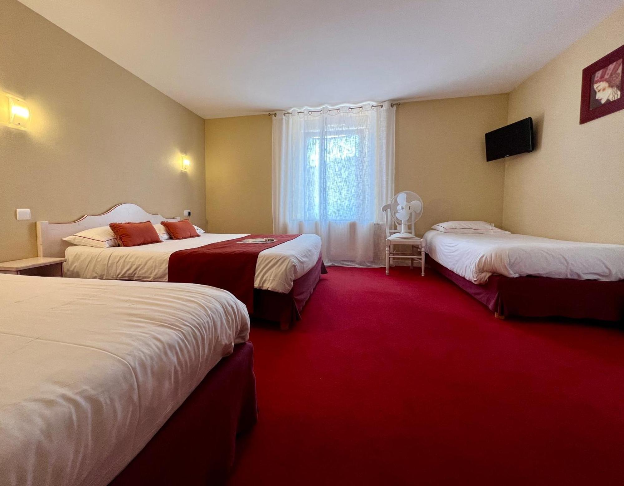 Logis Hotel, Chalets Et Restaurant Les Chatelmines La Bresse Δωμάτιο φωτογραφία