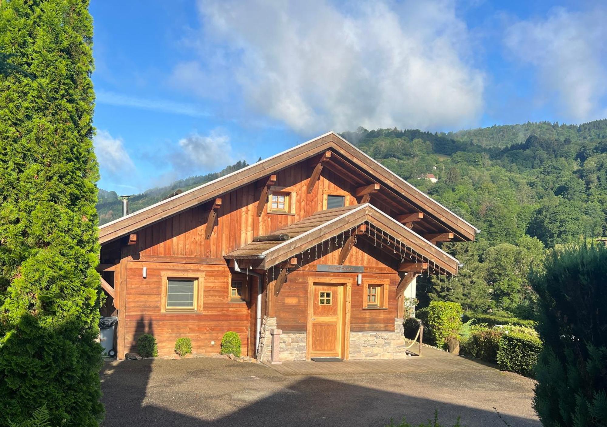 Logis Hotel, Chalets Et Restaurant Les Chatelmines La Bresse Εξωτερικό φωτογραφία