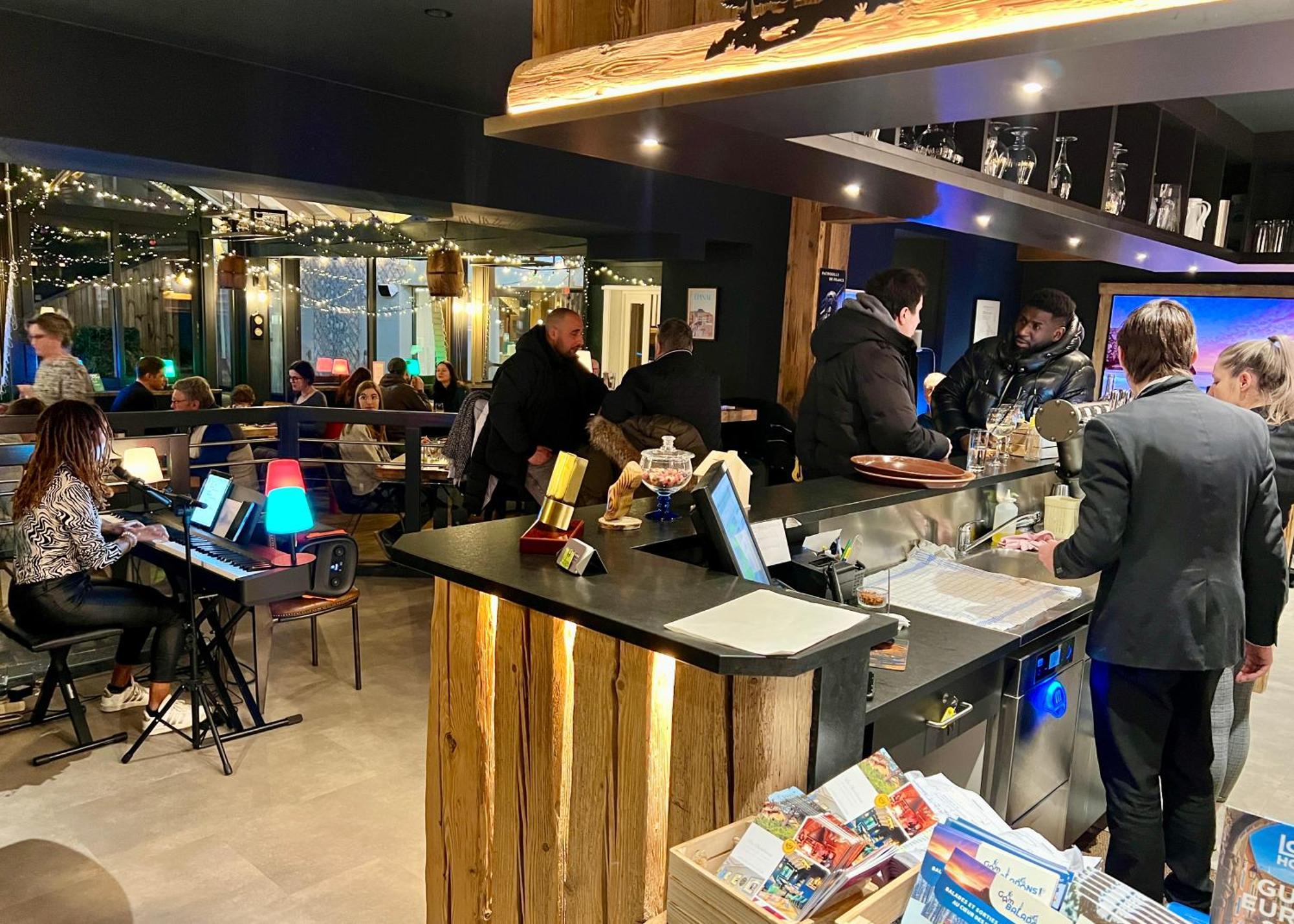 Logis Hotel, Chalets Et Restaurant Les Chatelmines La Bresse Εξωτερικό φωτογραφία